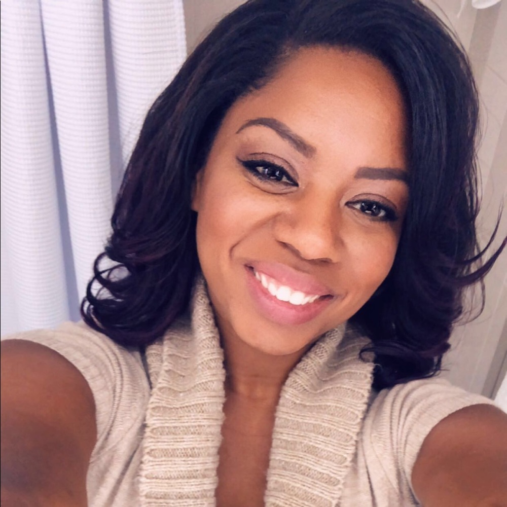 Meet your Posher, Rona